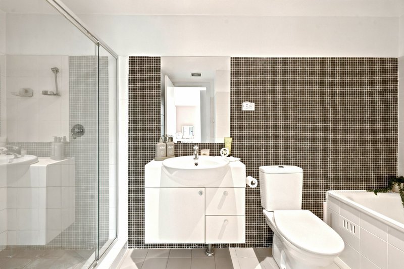 Photo - 175/80 John Whiteway Drive, Gosford NSW 2250 - Image 8