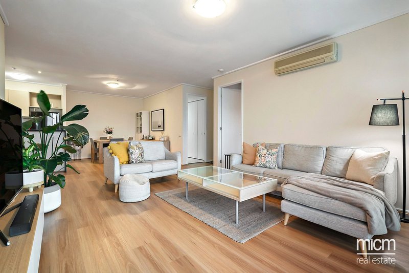 Photo - 175/83 Whiteman Street, Southbank VIC 3006 - Image 2