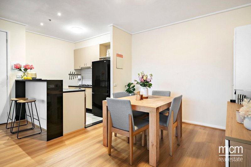 Photo - 175/83 Whiteman Street, Southbank VIC 3006 - Image 4