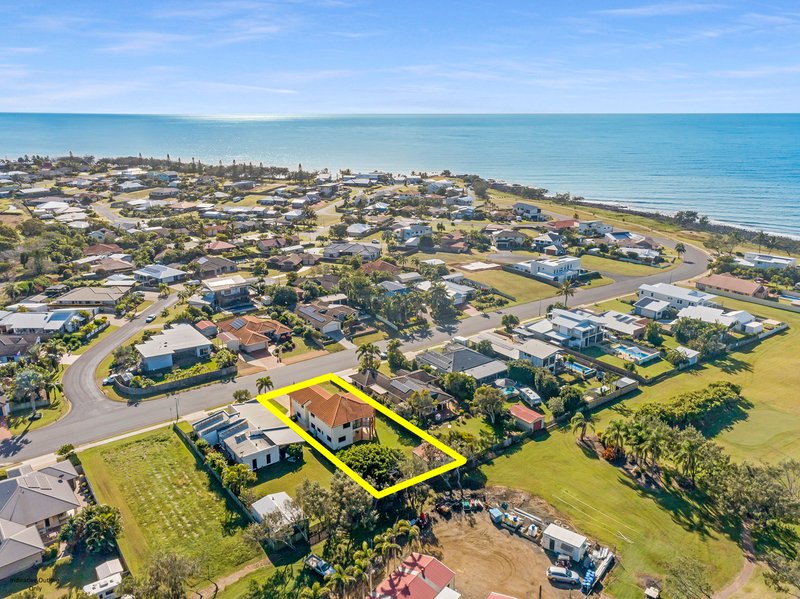 Photo - 176 Barolin Esplanade, Coral Cove QLD 4670 - Image 2