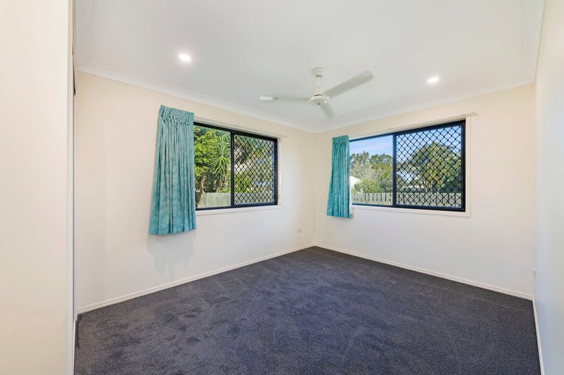 Photo - 176 Barolin Esplanade, Coral Cove QLD 4670 - Image 20