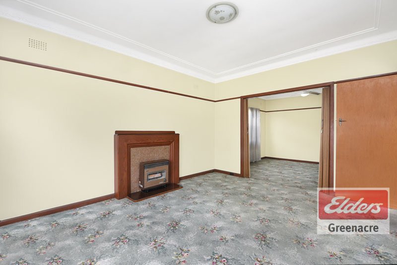 Photo - 176 Boronia Road, Greenacre NSW 2190 - Image 2