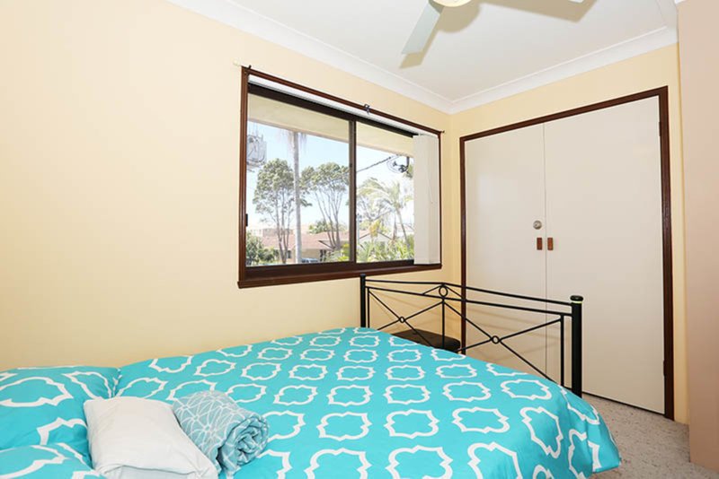 Photo - 1/76 Brighton Street, Biggera Waters QLD 4216 - Image 8