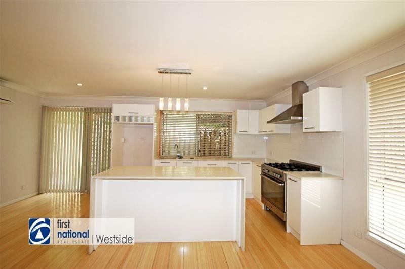 Photo - 176 Brisbane Terrace, Goodna QLD 4300 - Image 5