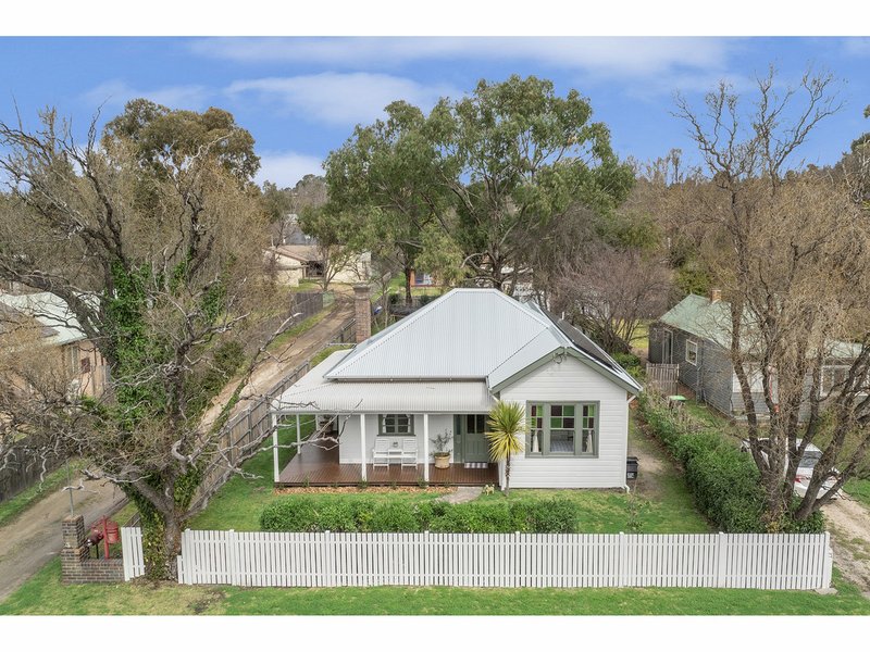 176 Brown Street, Armidale NSW 2350