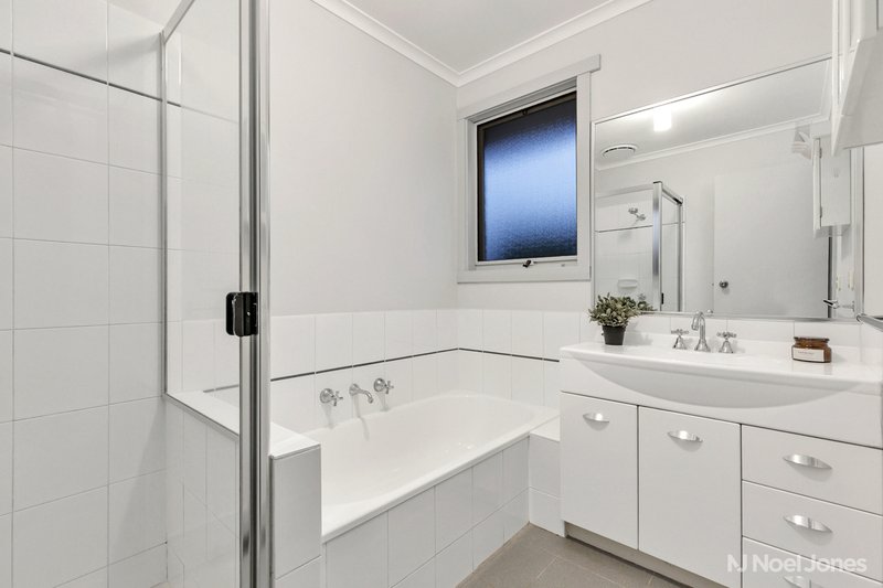 Photo - 1/76 Brunswick Road, Mitcham VIC 3132 - Image 7