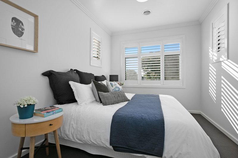 Photo - 1/76 Darebin Boulevard, Reservoir VIC 3073 - Image 10