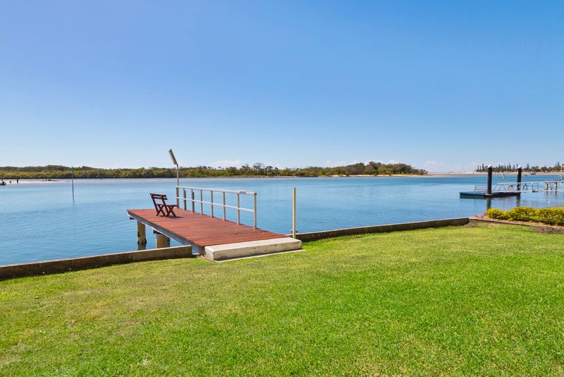 Photo - 1/76 Duporth Avenue, Maroochydore QLD 4558 - Image 5