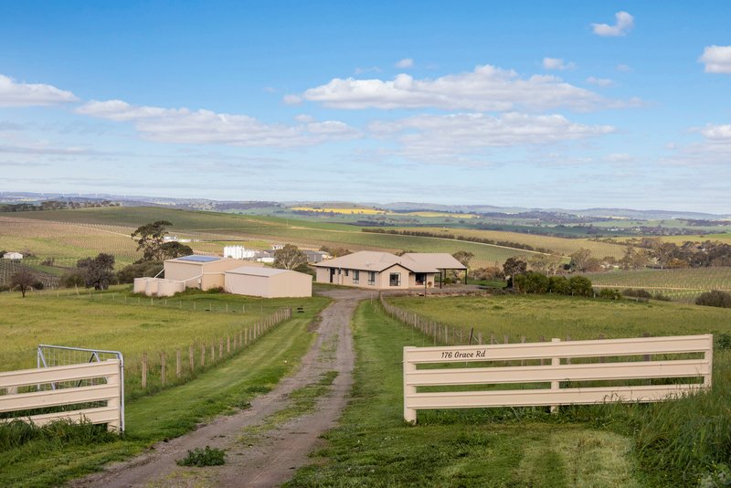 Photo - 176 Grace Road, Leasingham SA 5452 - Image 2