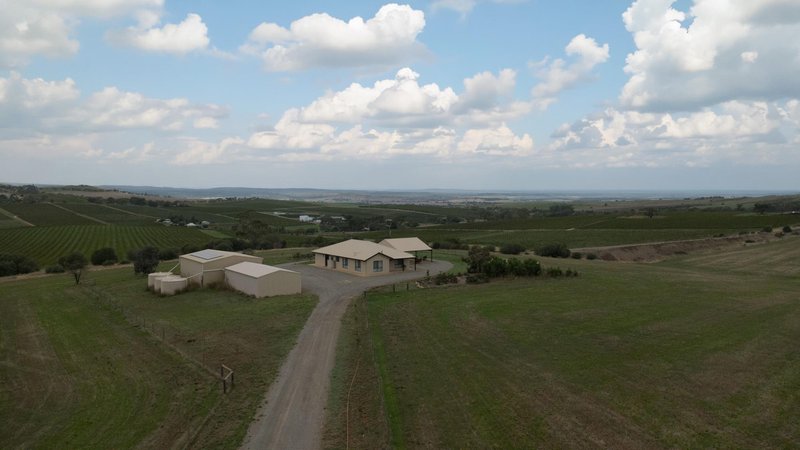 Photo - 176 Grace Road, Leasingham SA 5452 - Image 29