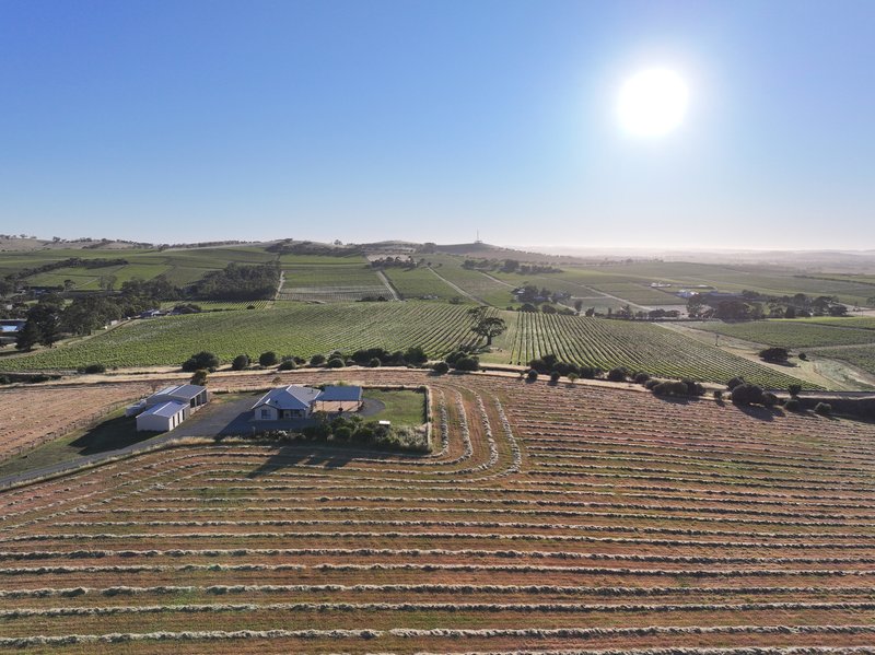 Photo - 176 Grace Road, Leasingham SA 5452 - Image 31