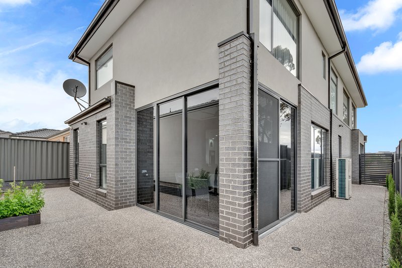 Photo - 176 Grevillea Street, Craigieburn VIC 3064 - Image 21