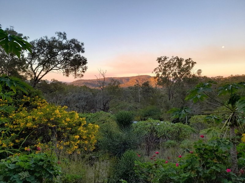 Photo - 176 Highland Street, Esk QLD 4312 - Image 7