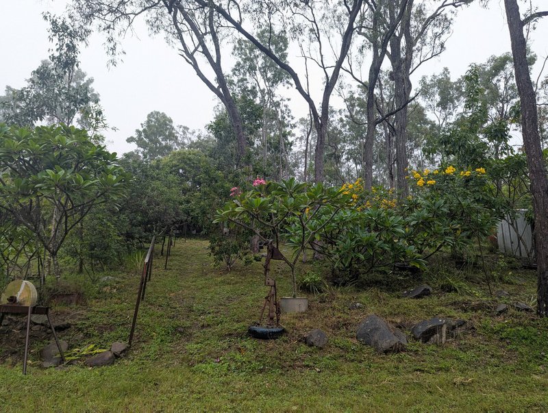 Photo - 176 Highland Street, Esk QLD 4312 - Image 24