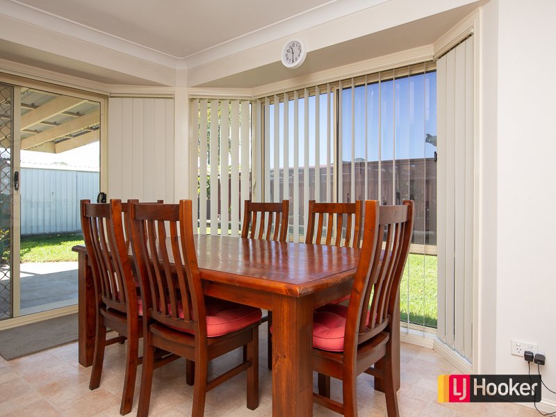 Photo - 176 Hillvue Road, South Tamworth NSW 2340 - Image 6