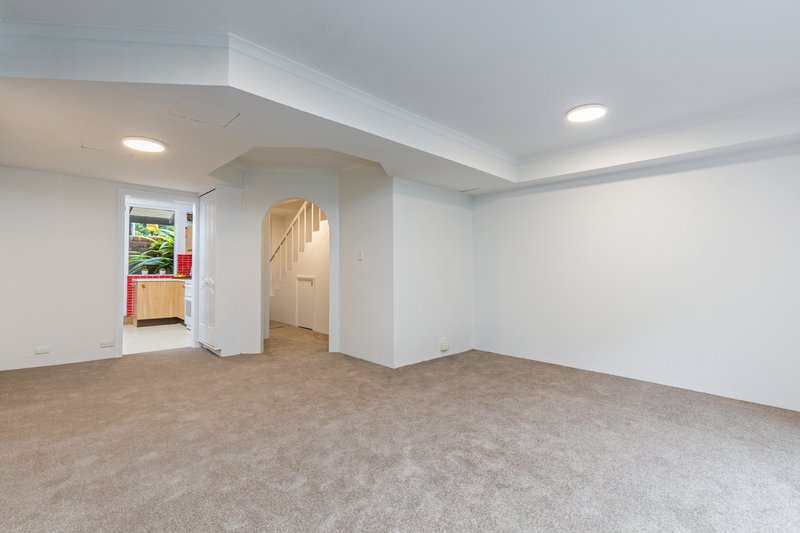 Photo - 1/76 Milray Avenue, Wollstonecraft NSW 2065 - Image 5