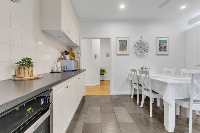 Photo - 176 Railway Terrace, Taperoo SA 5017 - Image 5