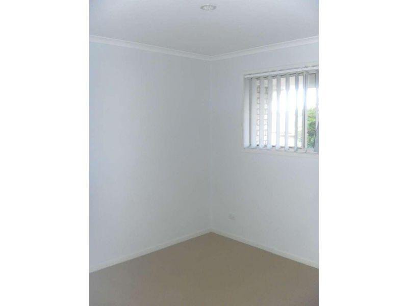 Photo - 17/6 Station Road, Burpengary QLD 4505 - Image 8