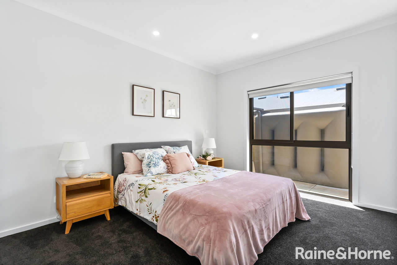 2-bedroom unit at 176 Station Road, New Gisborne, VIC 3438, Macedon Ranges, Victoria