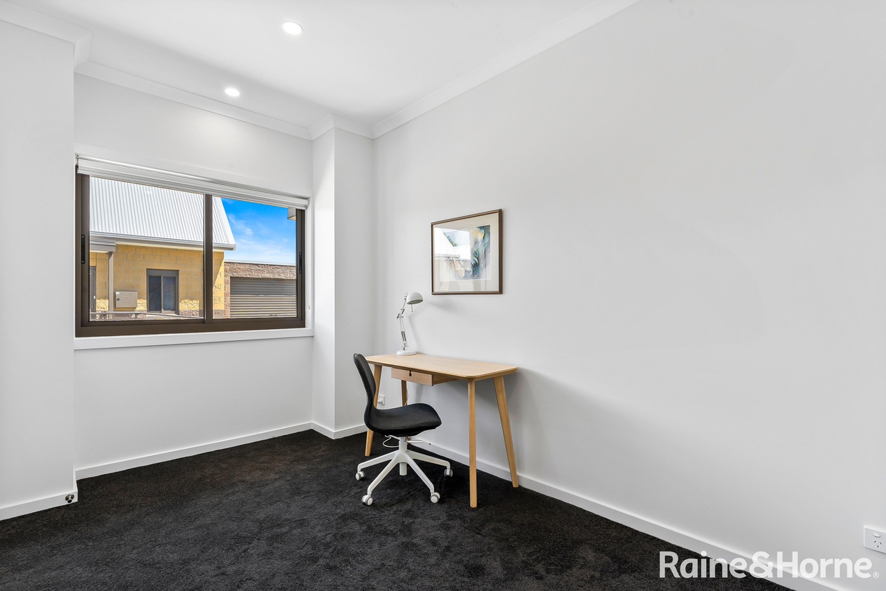 2-bedroom unit at 176 Station Road, New Gisborne, VIC 3438, Macedon Ranges, Victoria