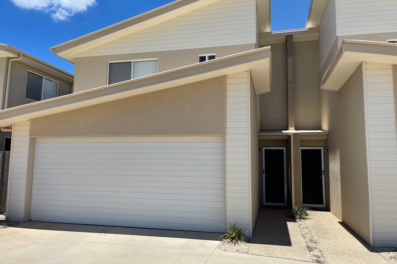Photo - 17/6 Sullivan Street, Emerald QLD 4720 - Image 1