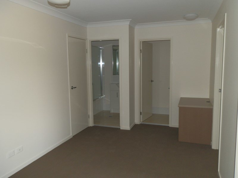 Photo - 17/6 Sullivan Street, Emerald QLD 4720 - Image 4