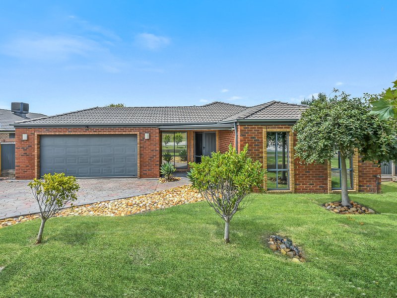 176 The Promenade, Narre Warren South VIC 3805