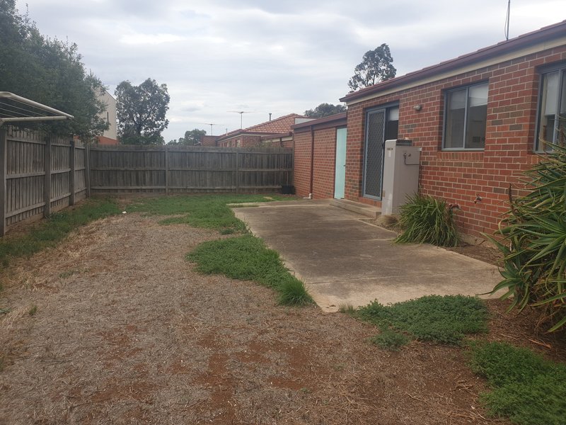 Photo - 17/60 Andrew Street, Melton South VIC 3338 - Image 8