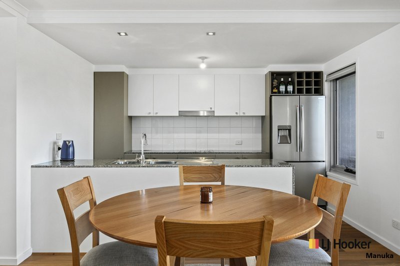 Photo - 17/62 Lowanna Street, Braddon ACT 2612 - Image 3