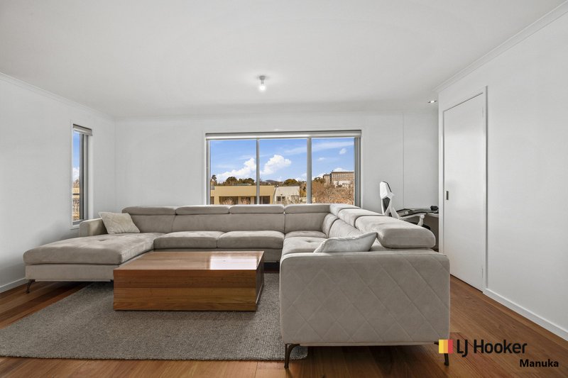 Photo - 17/62 Lowanna Street, Braddon ACT 2612 - Image 7