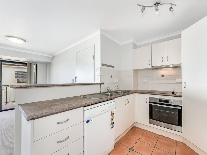 Photo - 17/63 Vale Street, Kelvin Grove QLD 4059 - Image 3