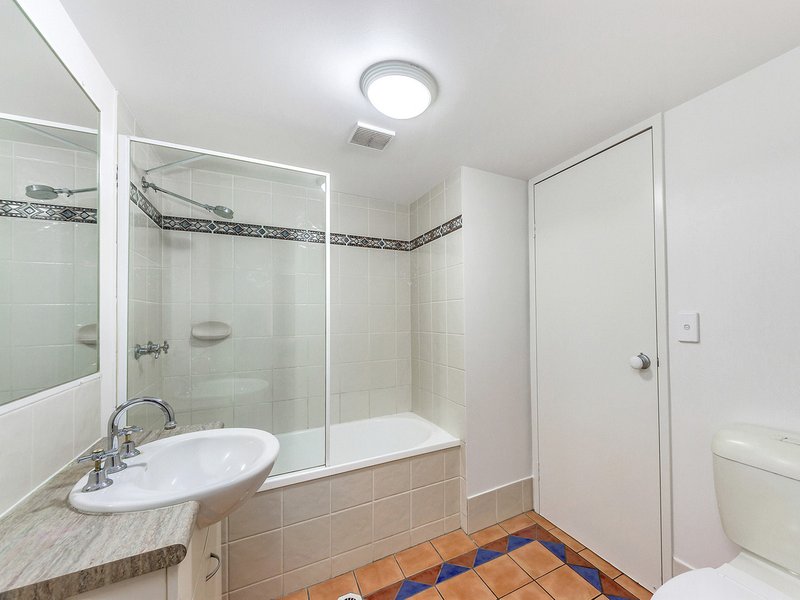 Photo - 17/63 Vale Street, Kelvin Grove QLD 4059 - Image 9