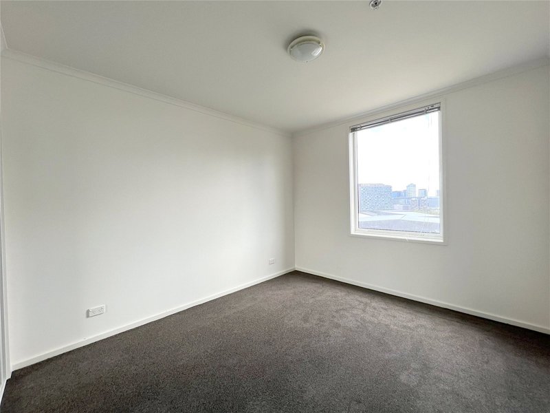 Photo - 176/79 Whiteman Street, Southbank VIC 3006 - Image 8