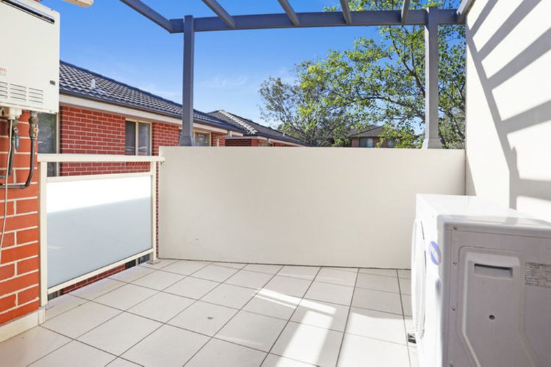 Photo - 17/7-11 Paton Street, Merrylands NSW 2160 - Image 8