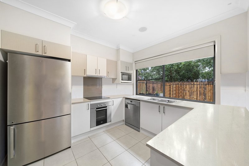 Photo - 17/7-17 Lucy Street, Marsden QLD 4132 - Image 3