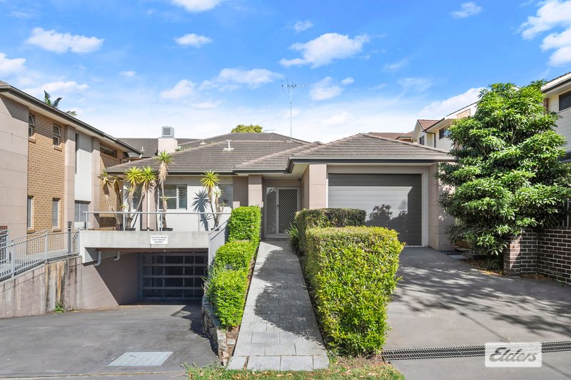 Photo - 1/77-79 Manchester Road, Gymea NSW 2227 - Image 1