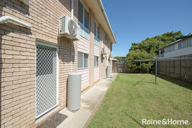 Photo - 1/77 Auckland Street, Gladstone Central QLD 4680 - Image 13