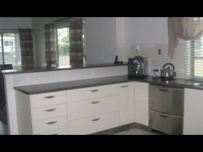 Photo - 1/77 Beardmore Crescent, Dysart QLD 4745 - Image 4