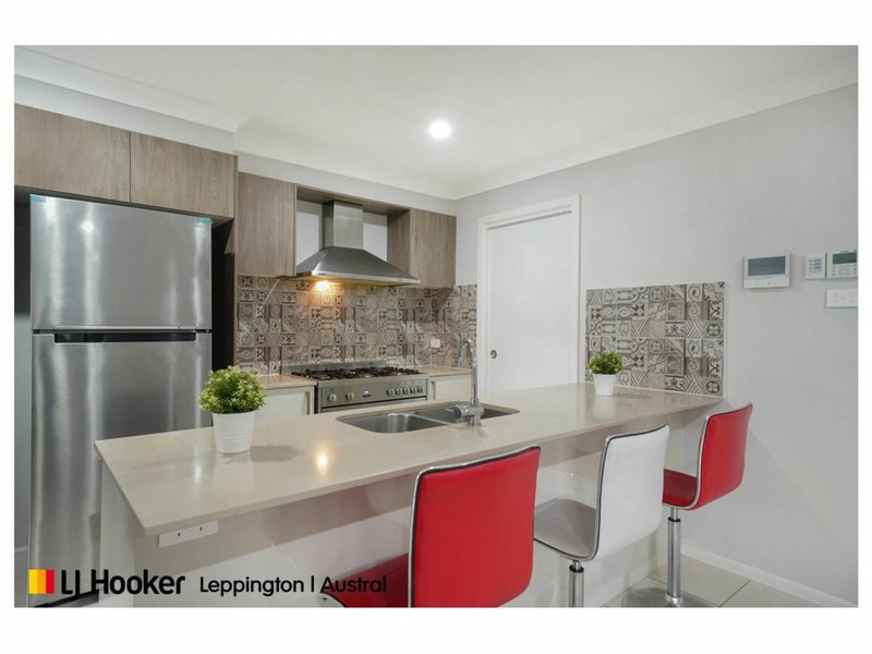 Photo - 177 Crystal Palace Way, Leppington NSW 2179 - Image 3