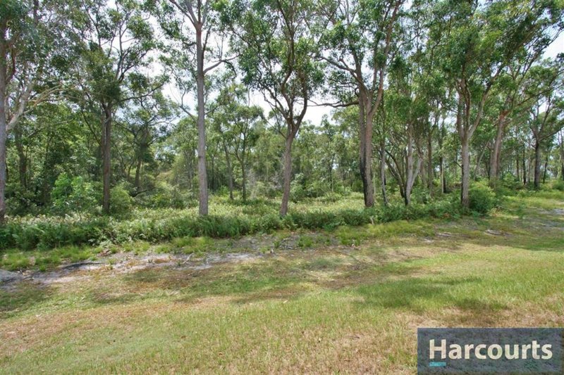 Photo - 177 Endeavour Dr , Banksia Beach QLD 4507 - Image 12