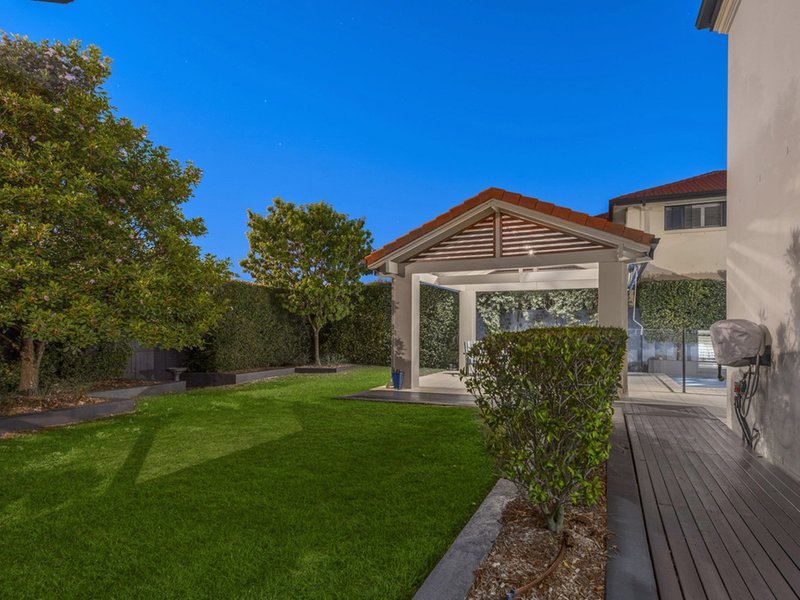 Photo - 177 Saturn Crescent, Bridgeman Downs QLD 4035 - Image 4