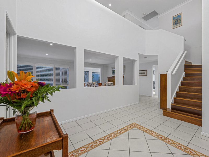 Photo - 177 Saturn Crescent, Bridgeman Downs QLD 4035 - Image 10