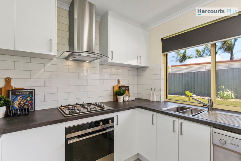 Photo - 177 The Cove Road, Hallett Cove SA 5158 - Image 5