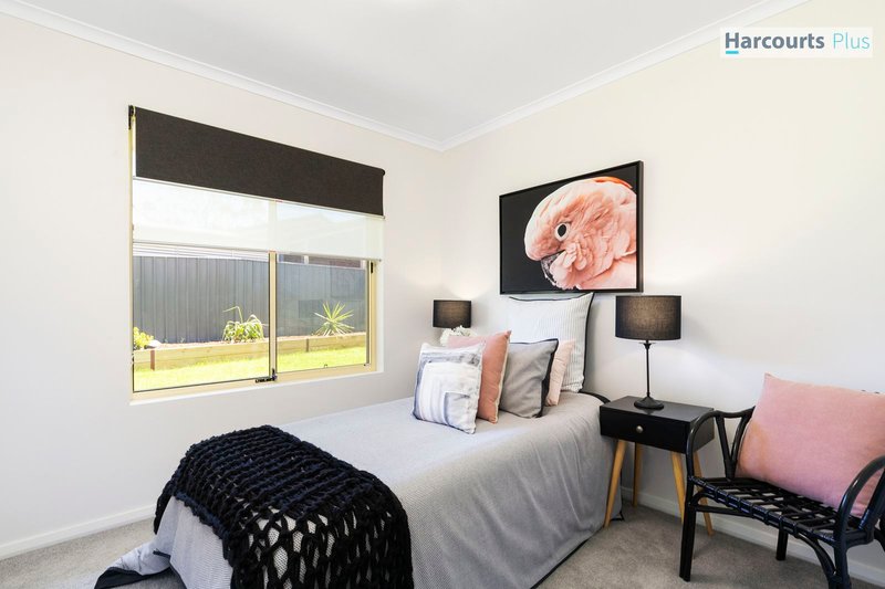 Photo - 177 The Cove Road, Hallett Cove SA 5158 - Image 10