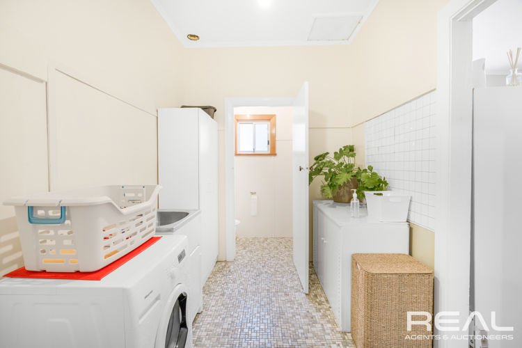 Photo - 177 Victoria Road, Largs Bay SA 5016 - Image 11