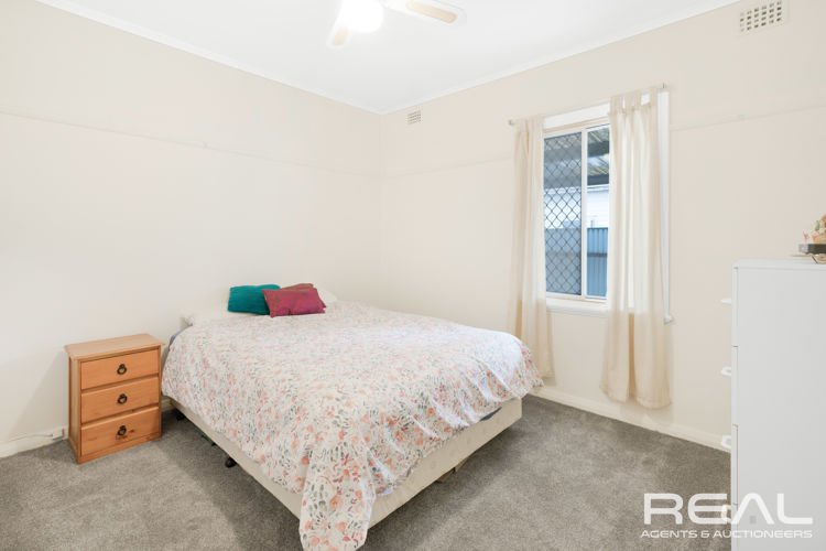 Photo - 177 Victoria Road, Largs Bay SA 5016 - Image 15