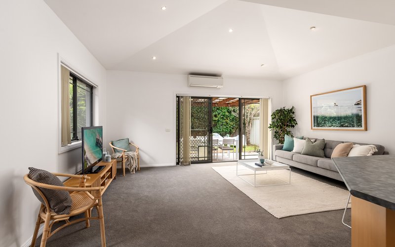 1/77 Yathong Road, Caringbah NSW 2229