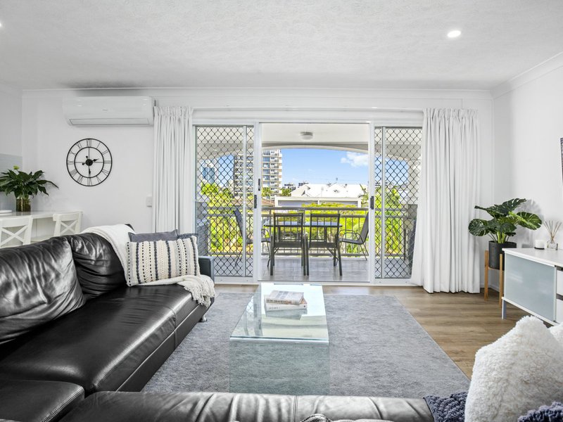 Photo - 17/78-80 Stanhill Drive, Surfers Paradise QLD 4217 - Image 3