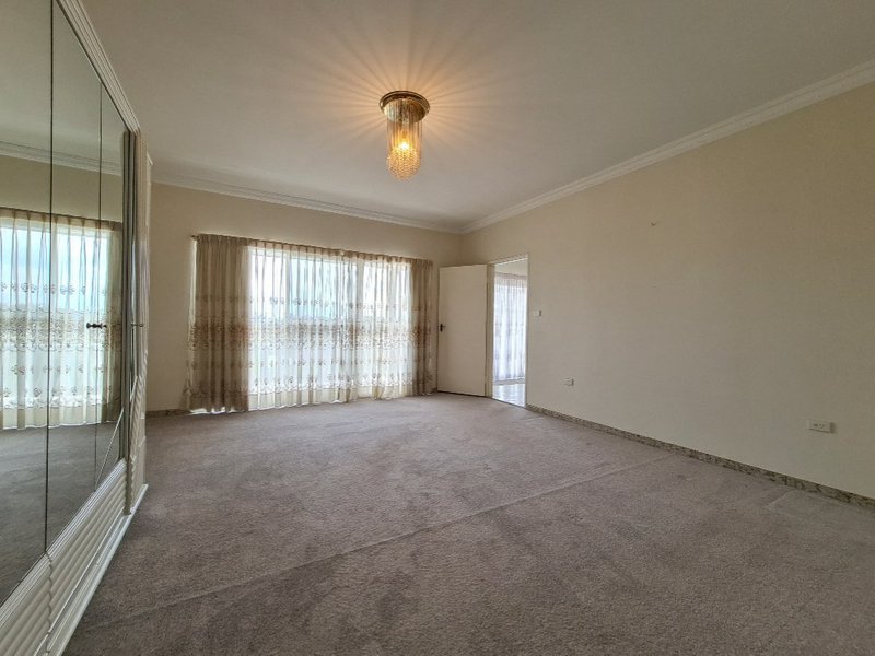 Photo - 177a Edensor Road, Edensor Park NSW 2176 - Image 6