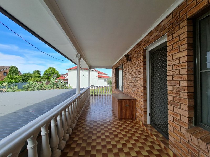 Photo - 177a Edensor Road, Edensor Park NSW 2176 - Image 9